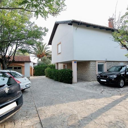 Beach Boy & Pool Girl Apartments วีร์ ภายนอก รูปภาพ